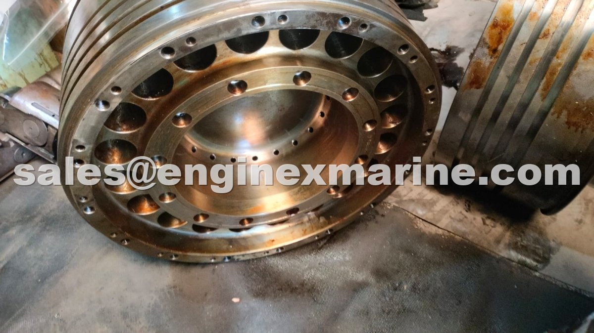 MAN B&amp;W – 4S26MC – PISTON CROWN