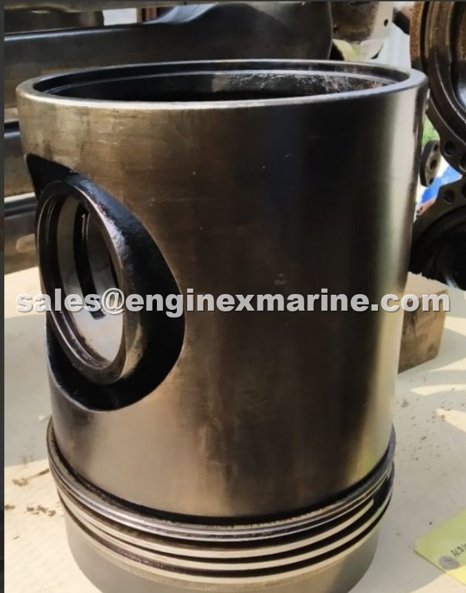MAN B&amp;W – 8L23/30 – PISTON PIN BUSH