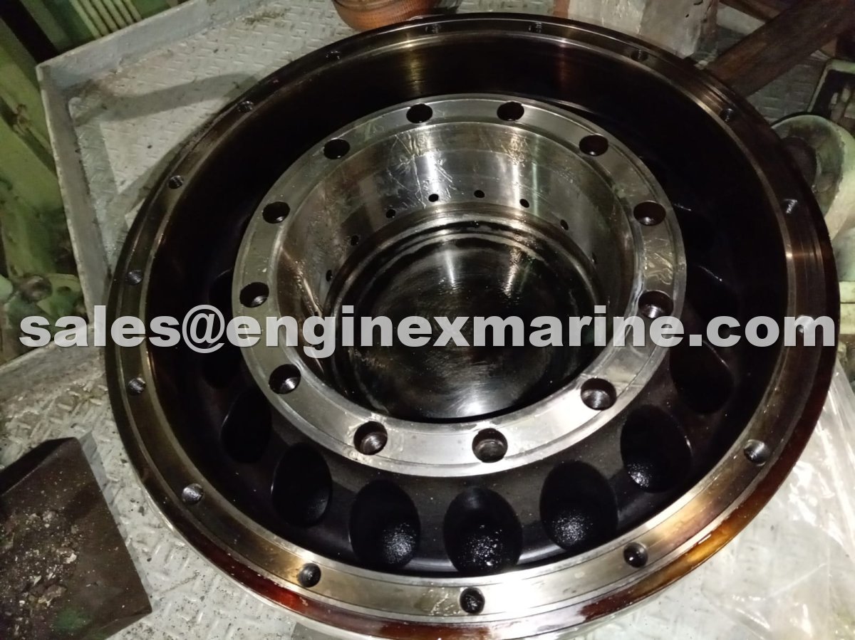 WARTSILA SULZER – RTA72U – PISTON