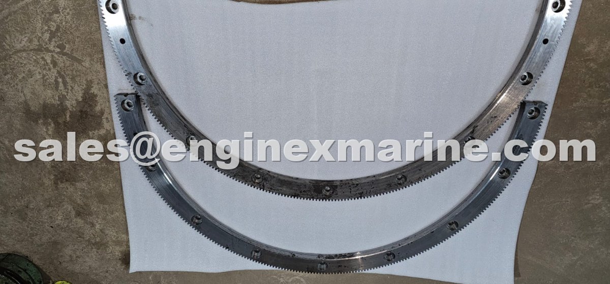 MAN B&W – 5S26MC – FLYWHEEL