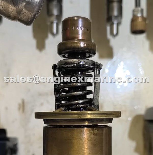 MAN B&W – 6S26MC – THERMOSTATIC VALVE
