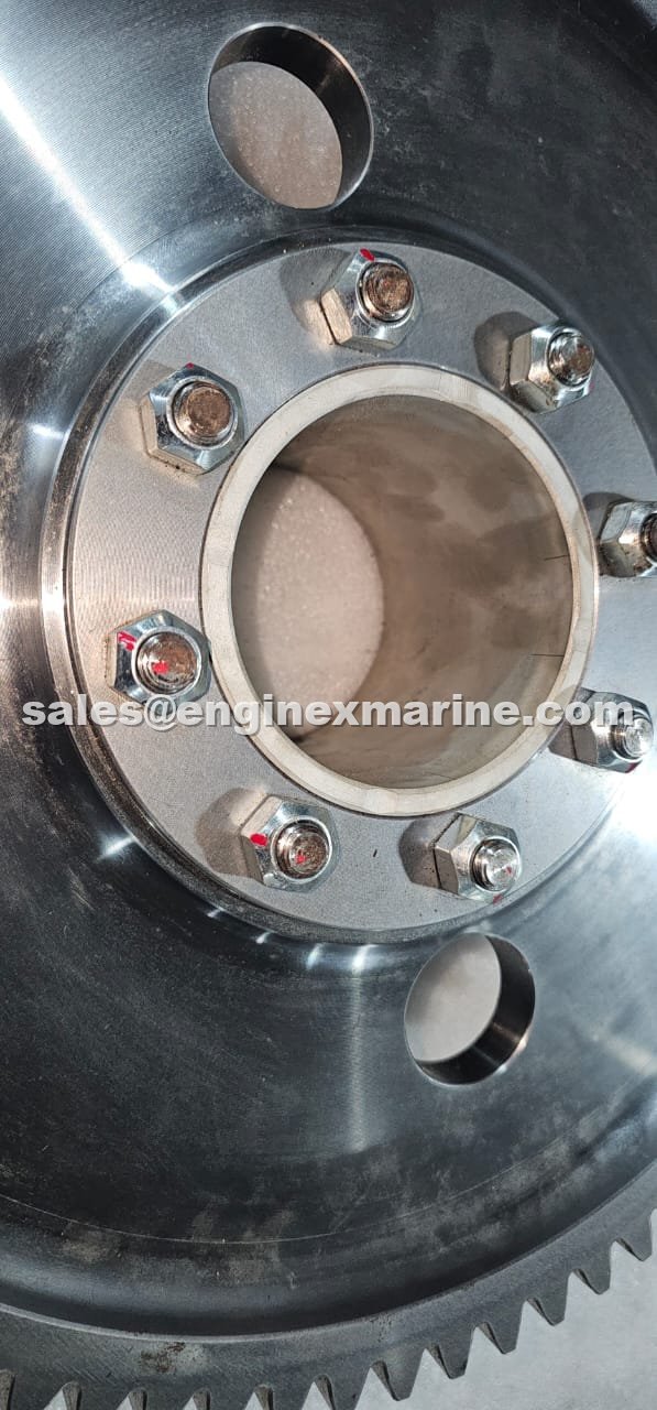 MAN B&W – 8L42MC – GEAR